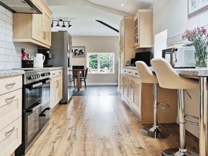 Photo 16- click for photo gallery